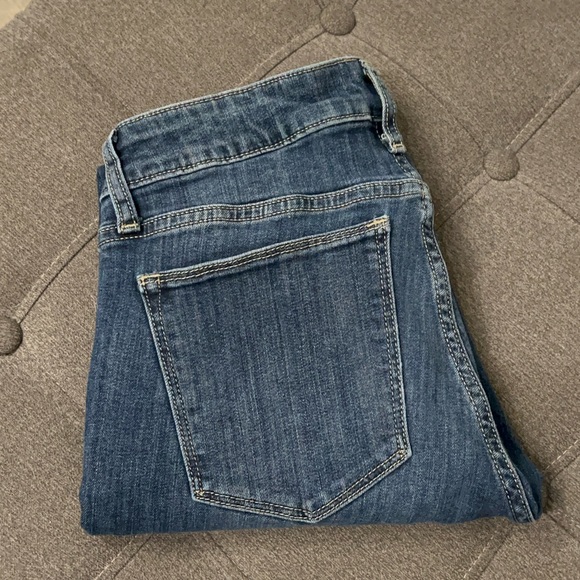 Gap Women’s Midrise Skinny Jeans. - Picture 11 of 11